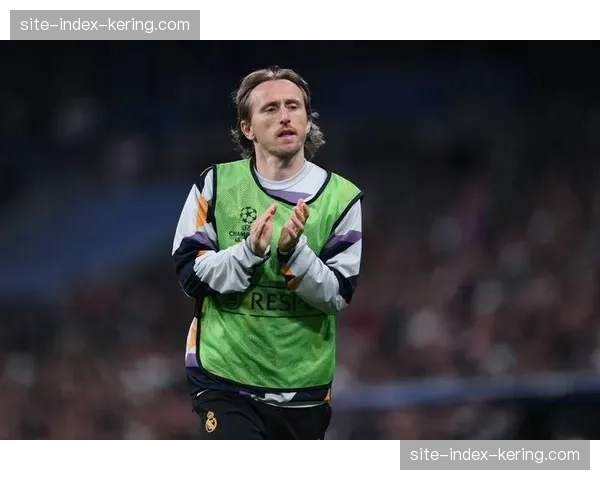 皇马中场控制力下降：莫德里奇克罗斯离队后遗症显现